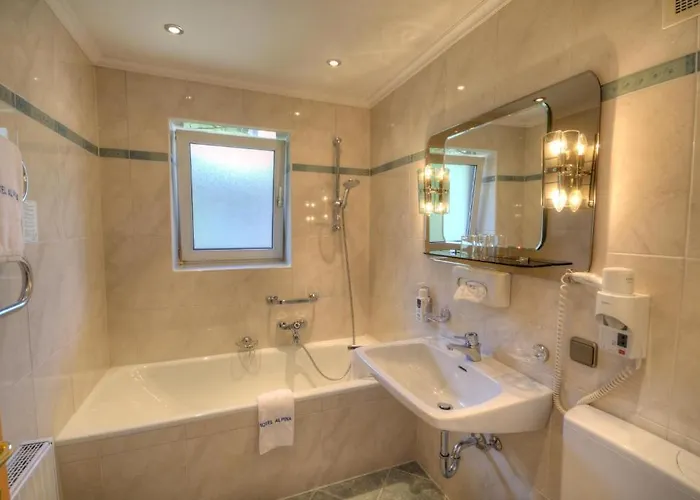 Отель Tauernblick - Thermenhotels Gastein 3*